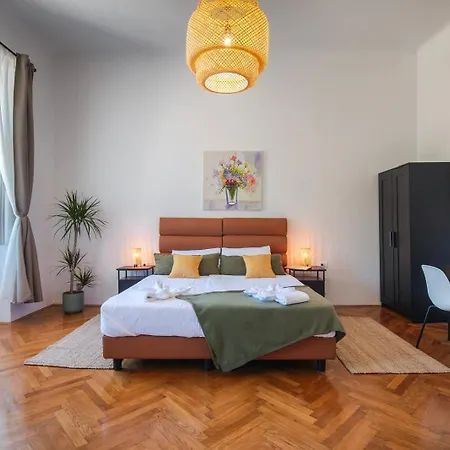 Apartamento Aaa & With Free Private Parking *